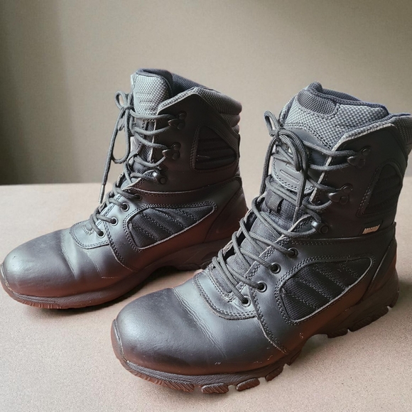MAGNUM RESPONSE III 8.0 5211 Black Tactical Military Work Boot Men's Size 12 - Picture 1 of 9